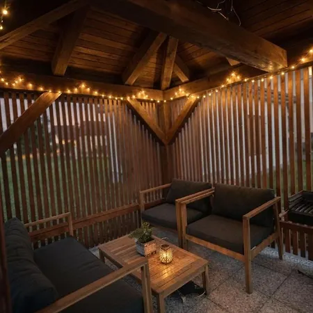 Casa Dijana - A Quiet House With A Garden Near The Vikendica Dobova
